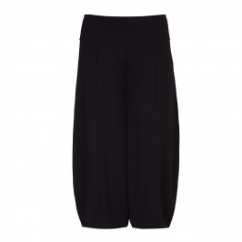 BEIGE RELAXED SHAPE JERSEY CULOTTES IN BLACK - Plus Size Collection