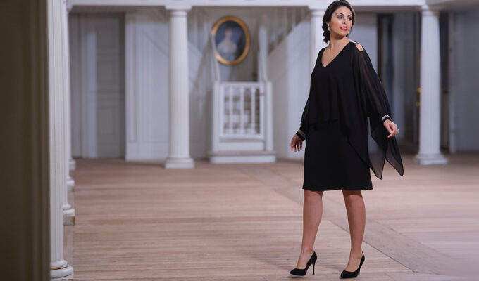 Fabulous plus size dresses for Chritmas parites